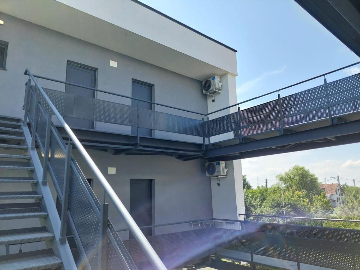 Casa Maria City Apartments ทิมิชัวรา ภายนอก รูปภาพ