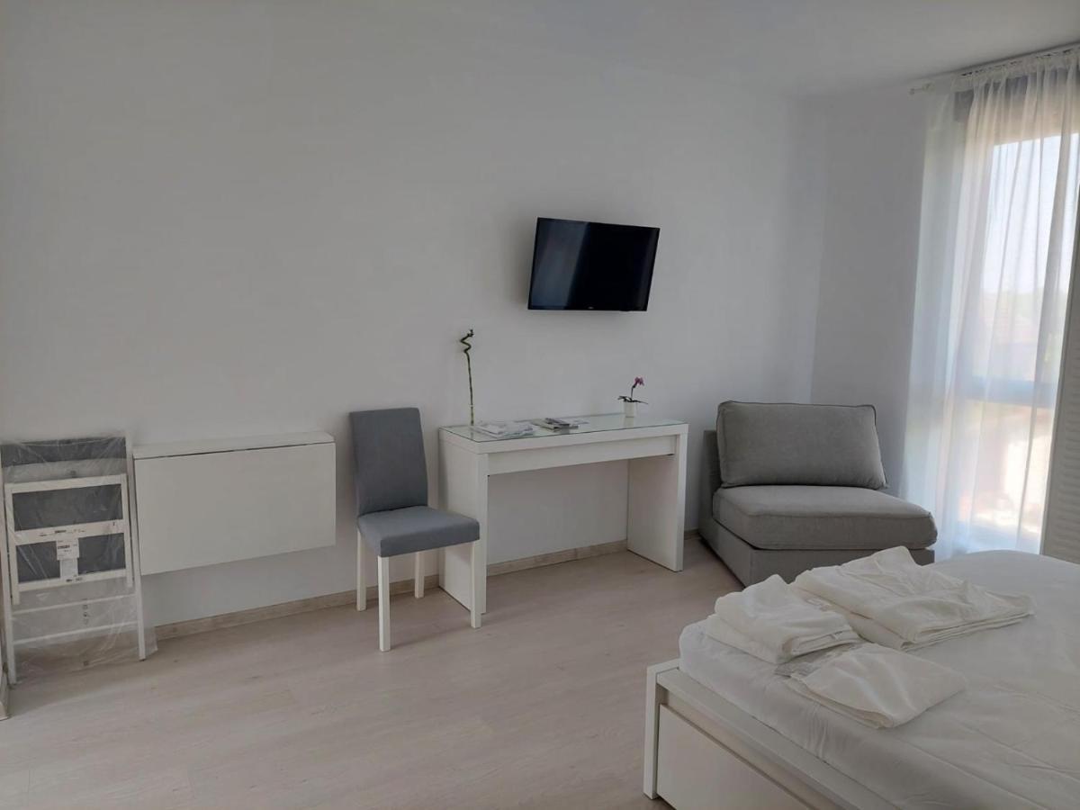Casa Maria City Apartments ทิมิชัวรา ภายนอก รูปภาพ