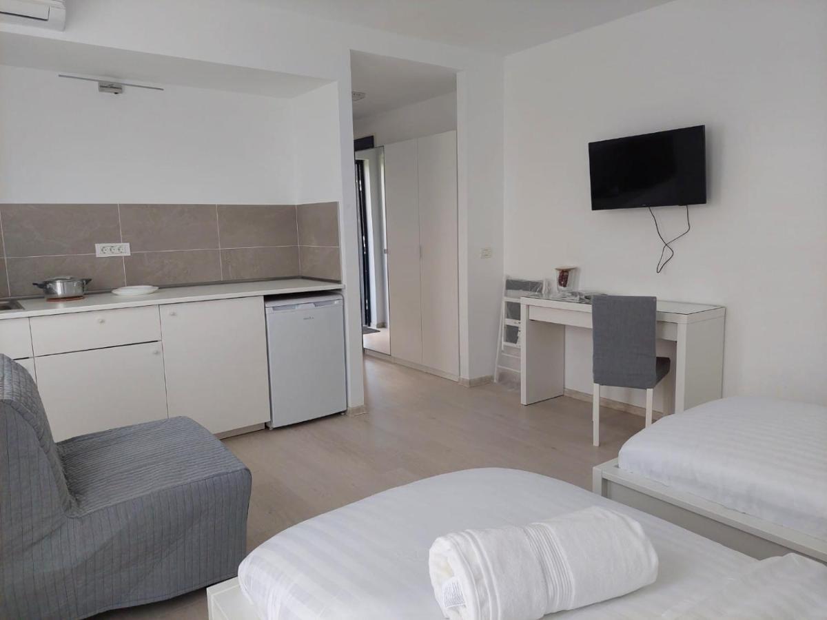 Casa Maria City Apartments ทิมิชัวรา ภายนอก รูปภาพ