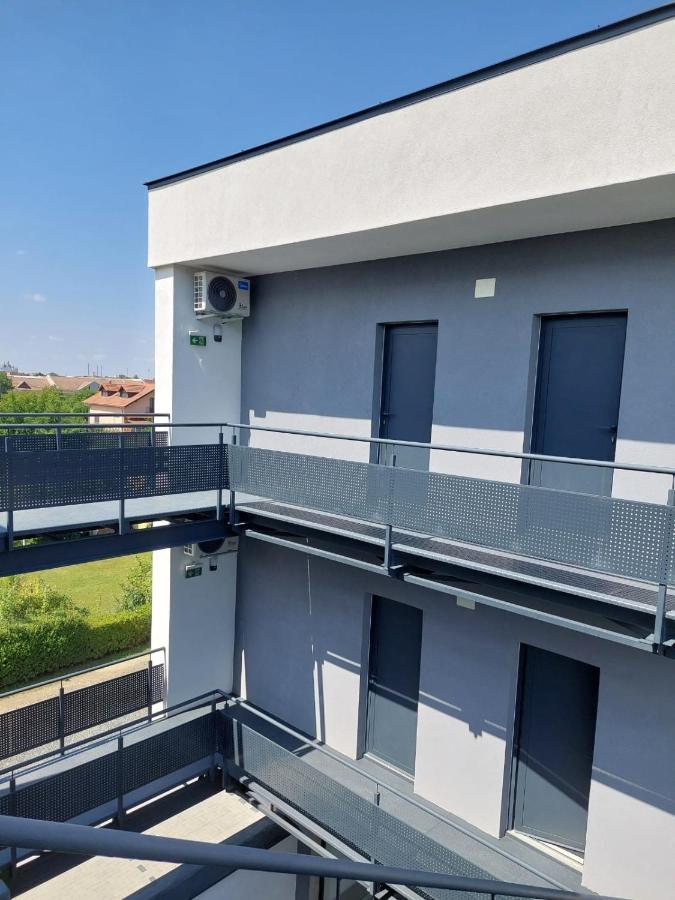 Casa Maria City Apartments ทิมิชัวรา ภายนอก รูปภาพ
