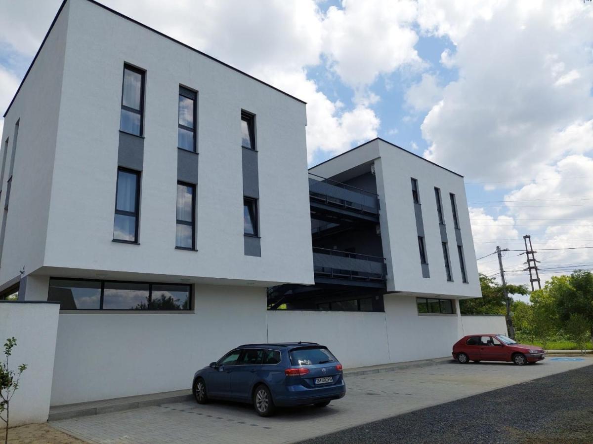 Casa Maria City Apartments ทิมิชัวรา ภายนอก รูปภาพ