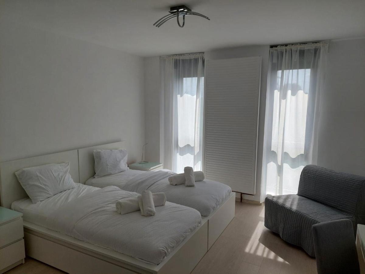 Casa Maria City Apartments ทิมิชัวรา ภายนอก รูปภาพ