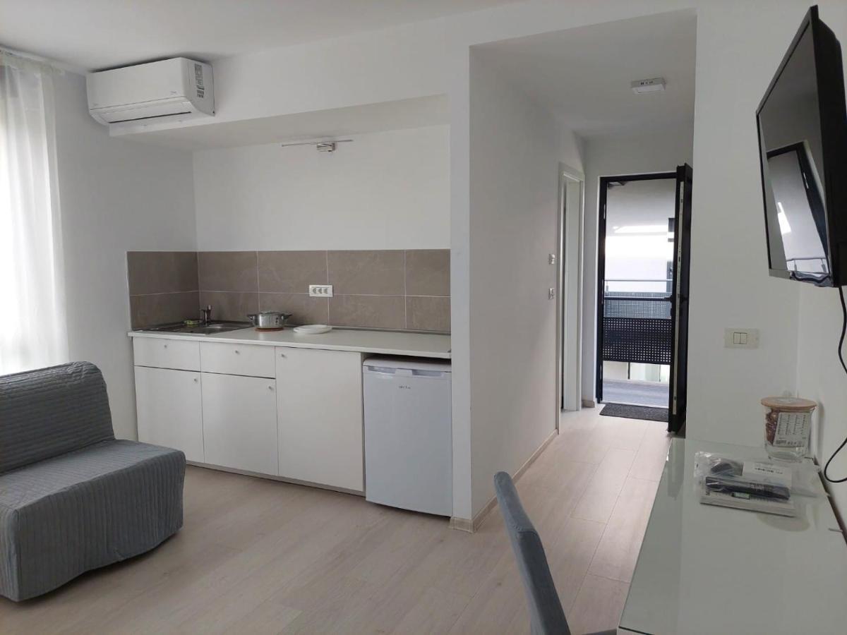 Casa Maria City Apartments ทิมิชัวรา ภายนอก รูปภาพ